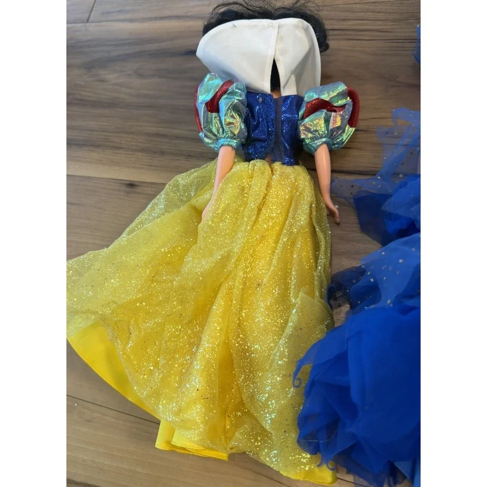 Vintage 1990s Disney Princess Dolls Lot of 5 Snow White Cinderella Jasmine